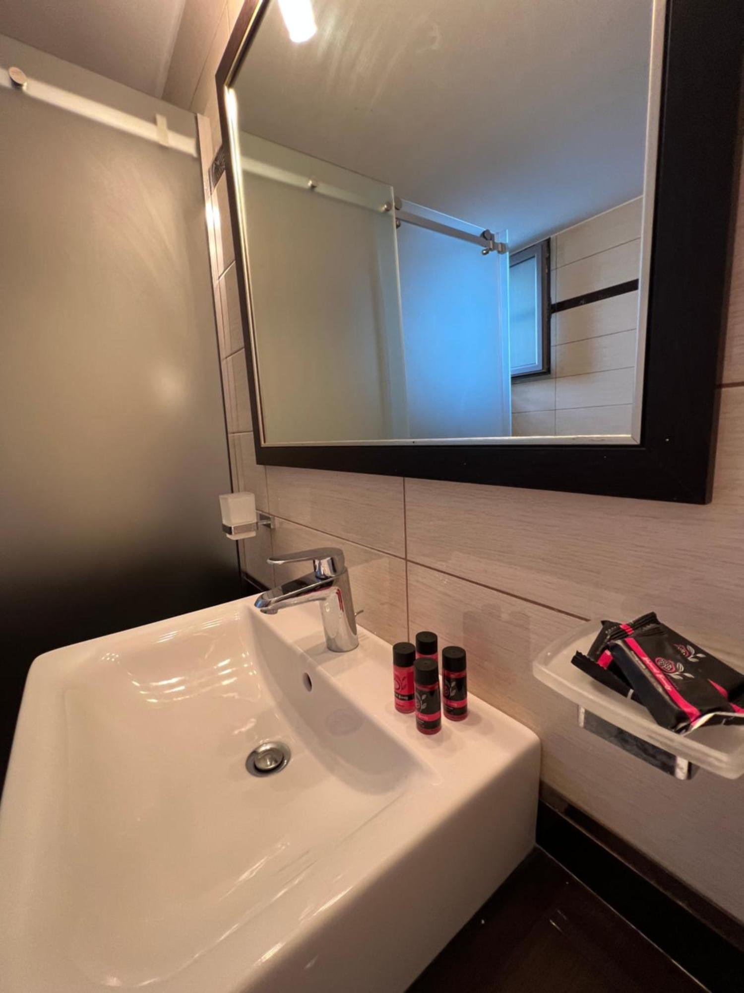 Vl Luxury Villa Kivérion Екстериор снимка